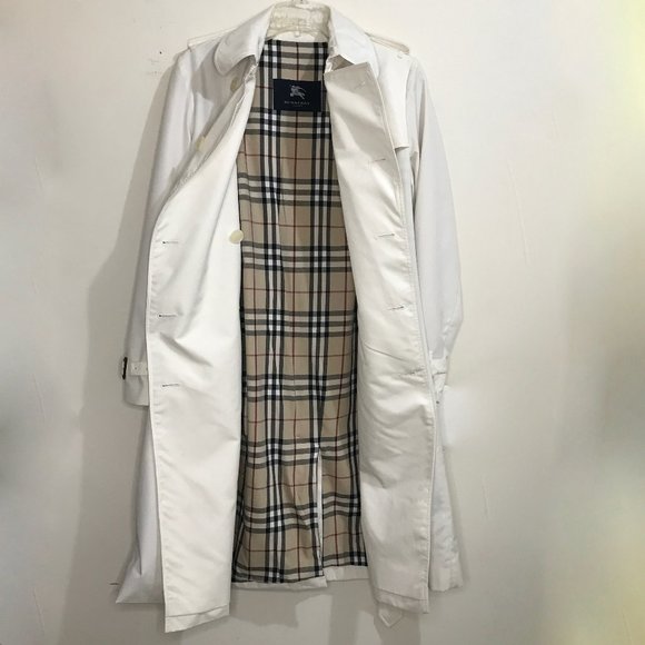 SALE!!!! Authentic Burberry London Raincoat Belted Trench Coat Made in England